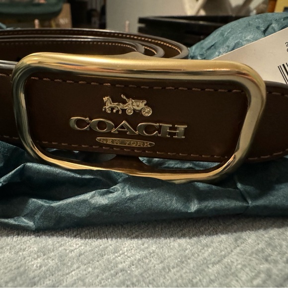 Brown leather coach belt NWT - Picture 3 of 3